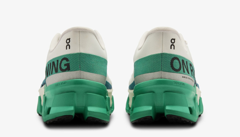 On Cloud Running Cloudmonster Hyper White Mint