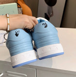 Off-White OOO Out Of Office sneakers in pelle colore celeste e bianco