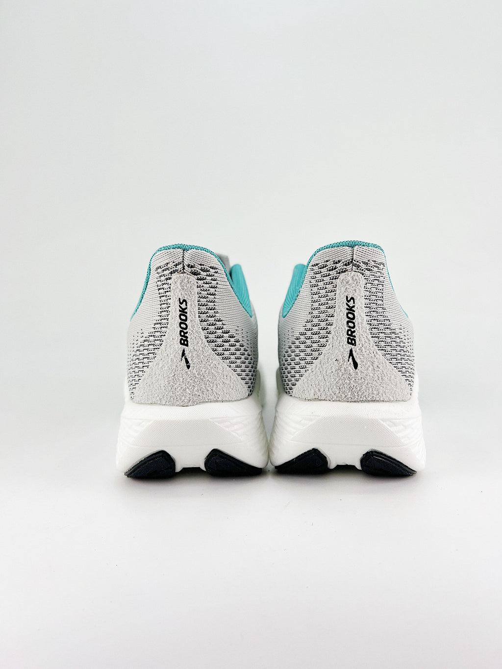 Brooks Hyperion Max 2 grigio-turchese