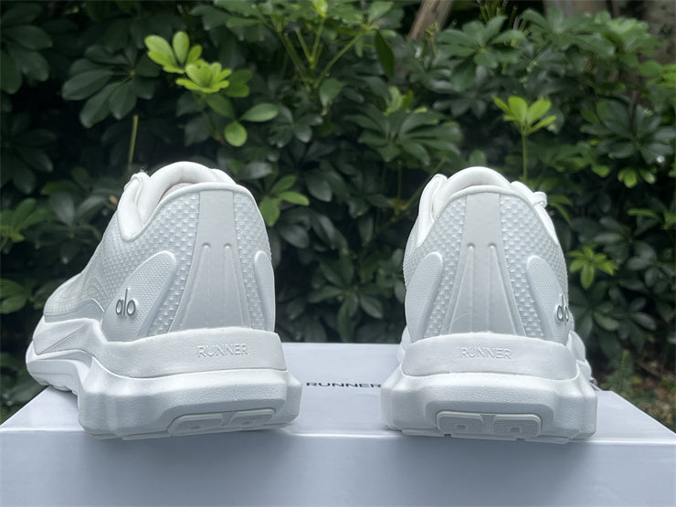 ALO Yoga Runner White White | Sneakers Running Premium