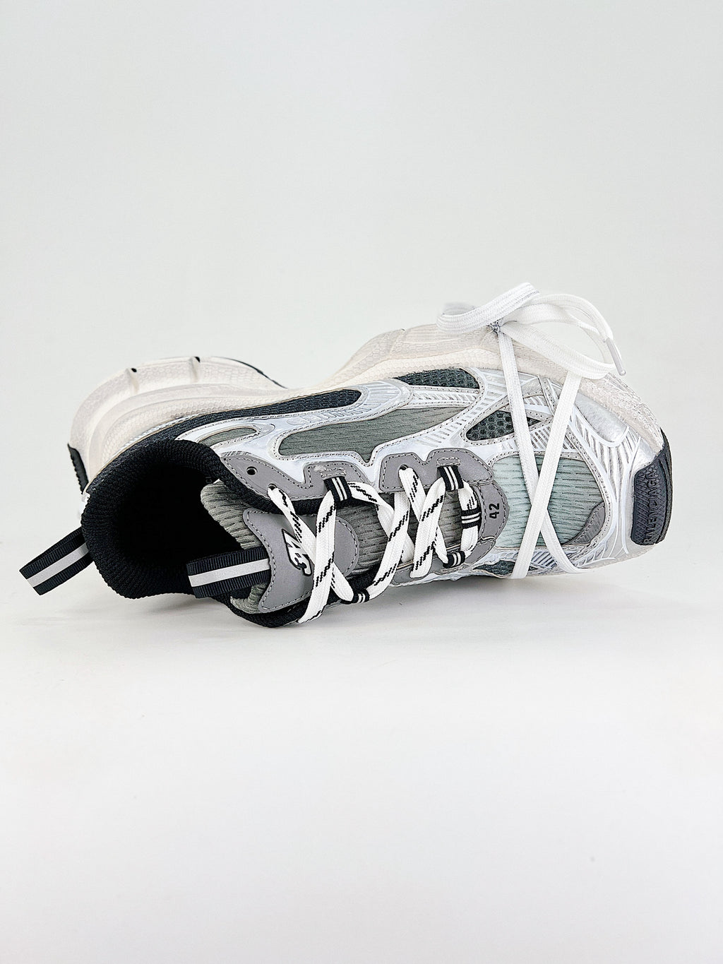 Balenciaga Sneakers 3 XL Silver Black