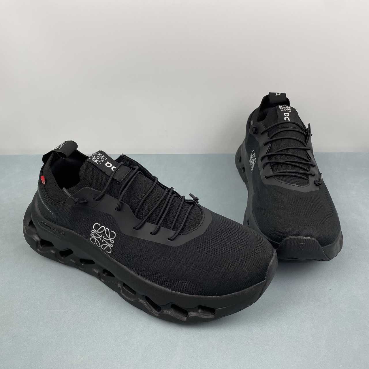 LOEWE + ON Cloudtilt stretch recycled-knit sneakers nero