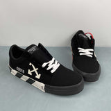 Off-White Vulcanized Low tela nero Virgil Abloh