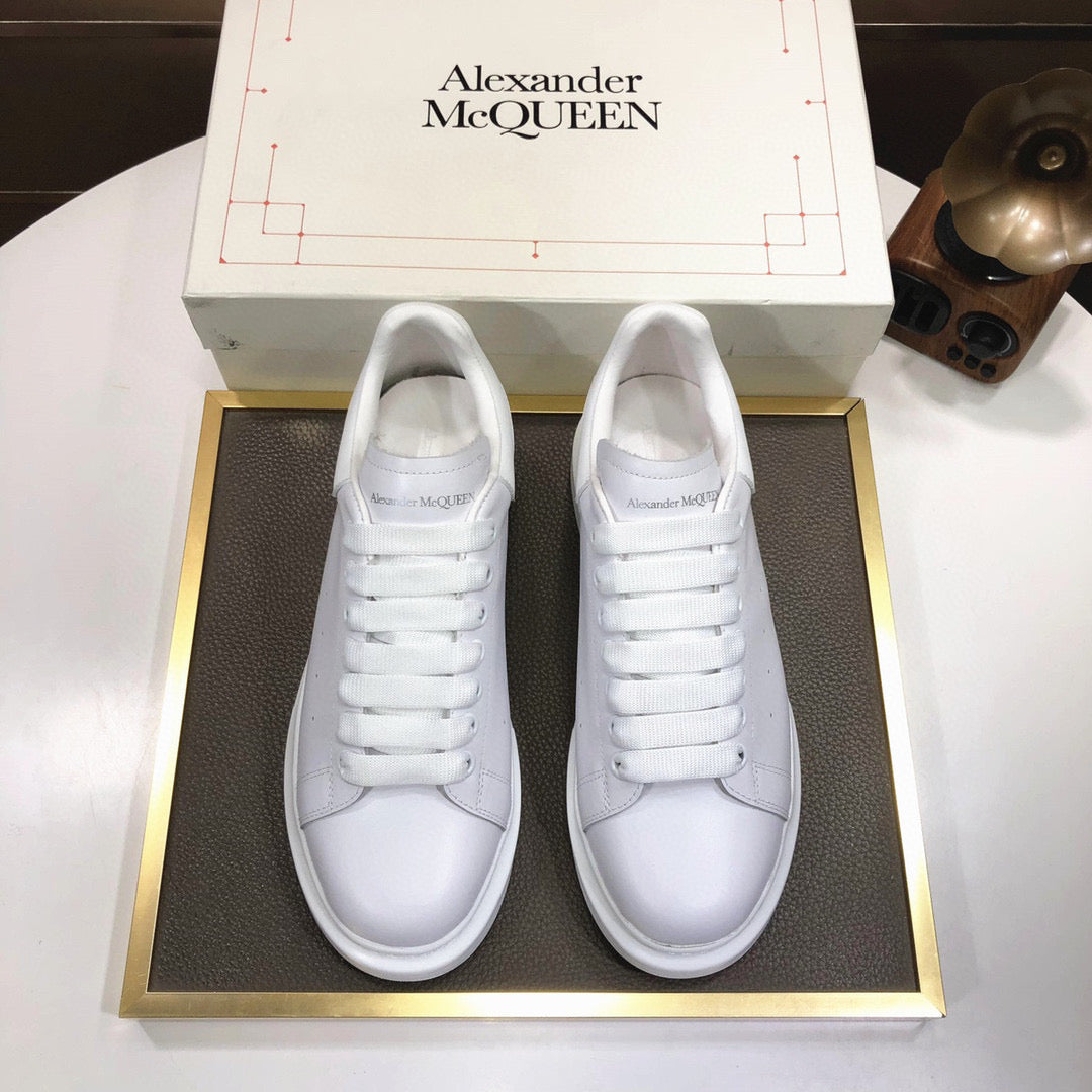 Alexander McQueen sneakers suola oversize total white
