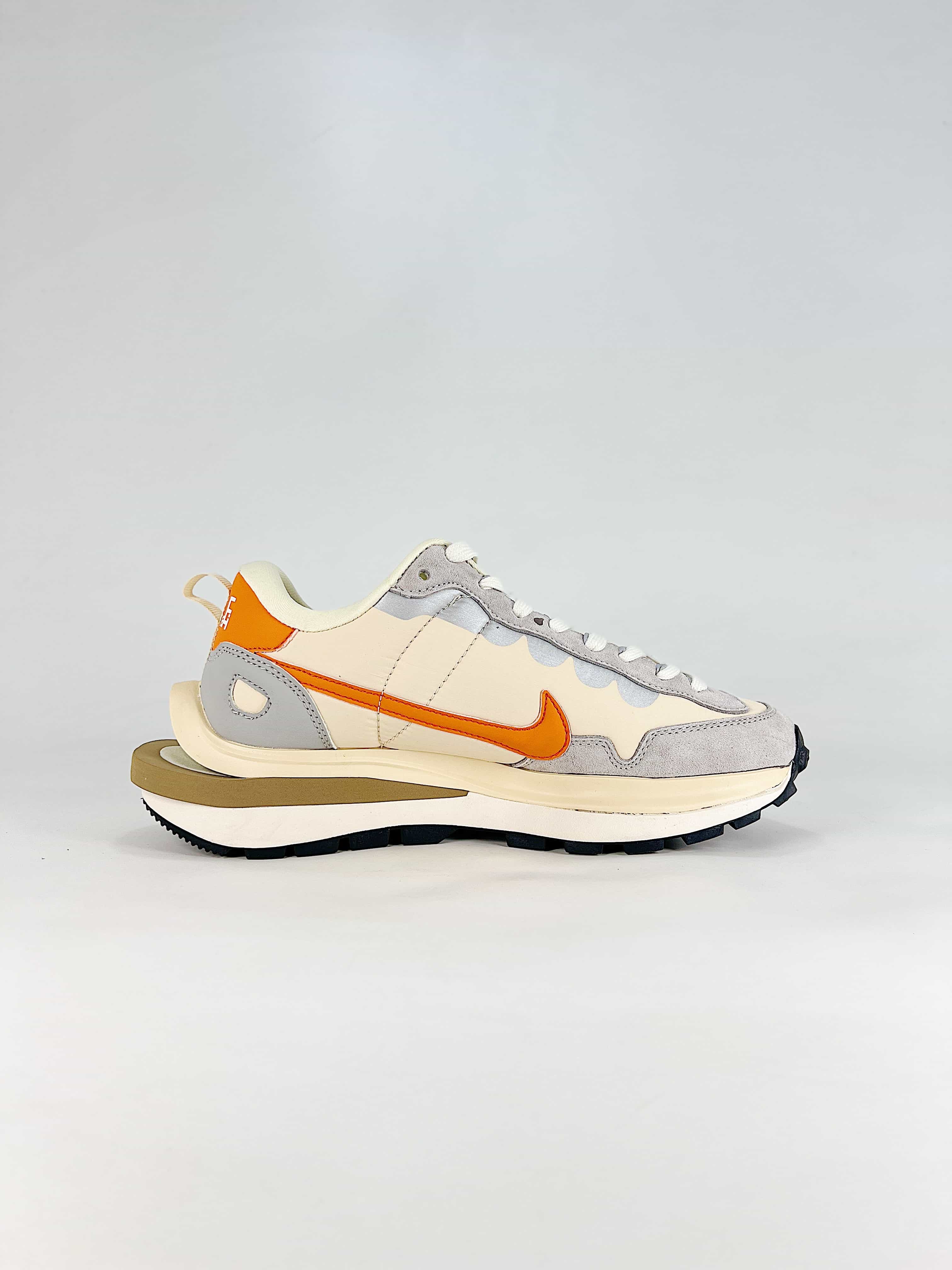 Nike x Sacai 3.0 Vaporwaffle "Art Colorful"