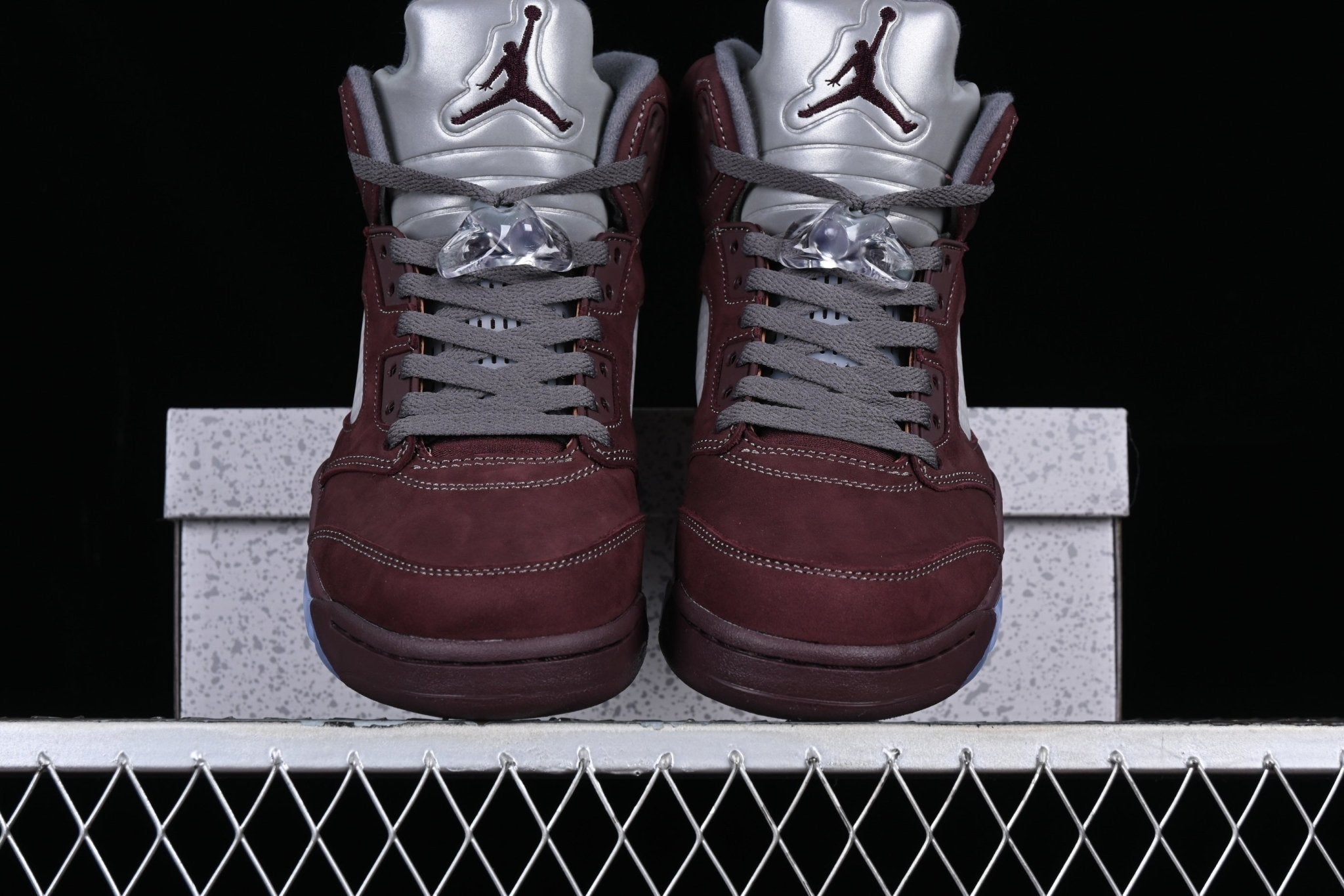 Nike Air Jordan 5 Retro Burgundy - VIBES MILANO