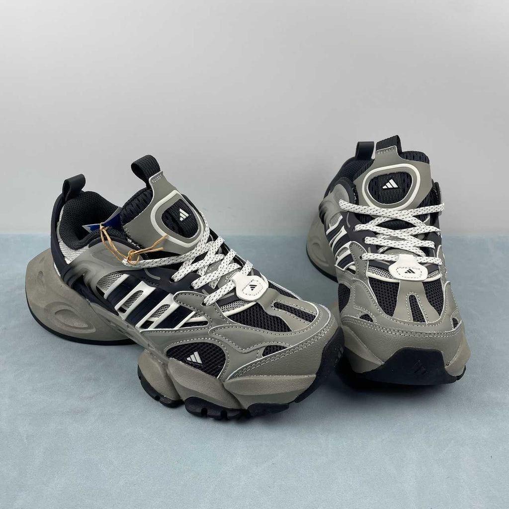 Adidas XLG Runner Deluxe sneakers grey black - VIBES MILANO