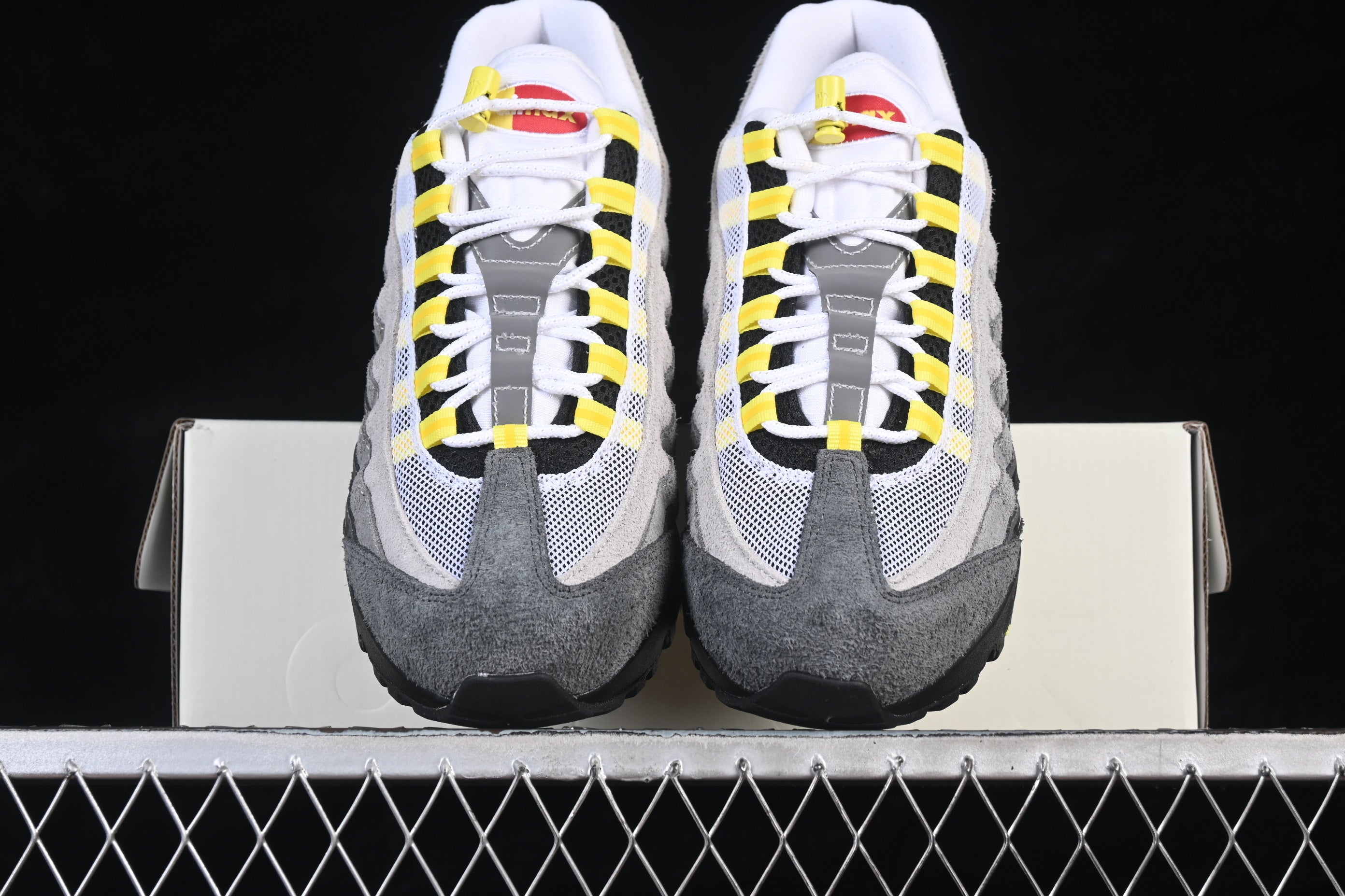 Nike Air Max 95 SP x Undefeated GEO Shangai