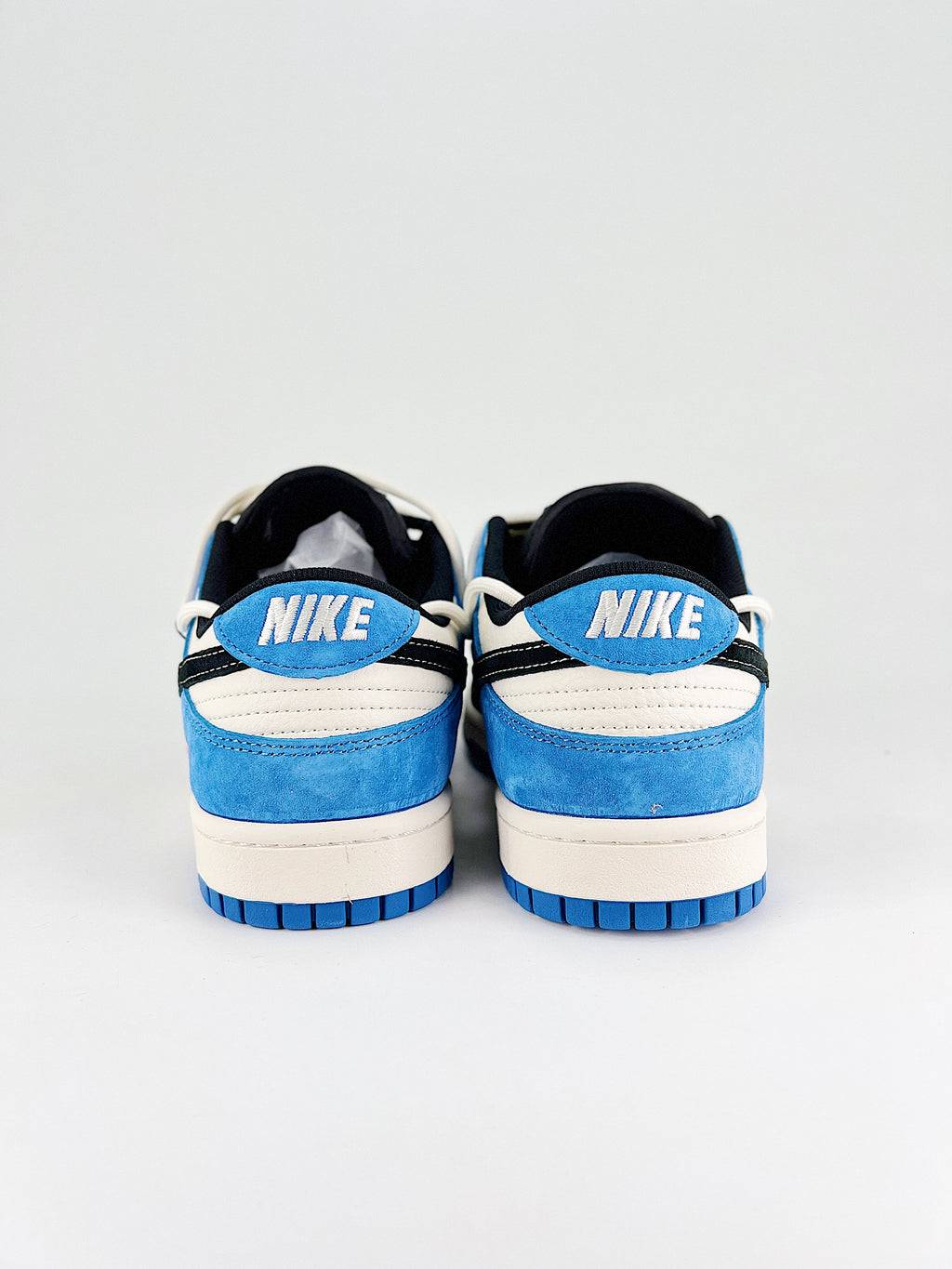 Nike New Dunk SB Supreme blu bianco