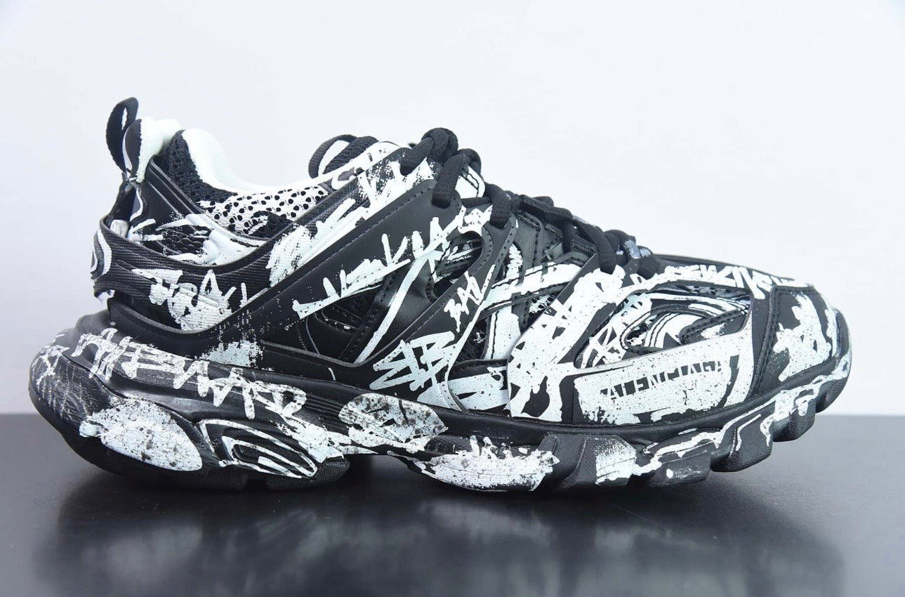 Balenciaga Sneakers Track 3.0 Graffiti