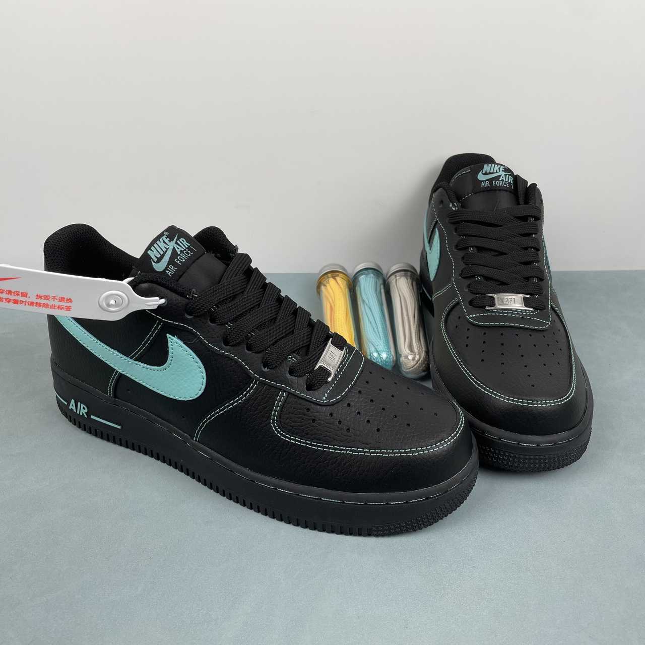 Nike Air Force 1 ’07 Low Un-Tiffany