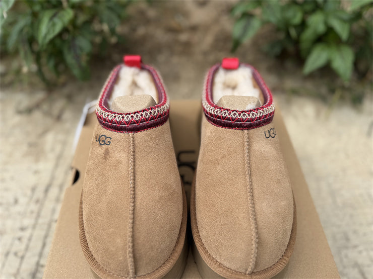 UGG Tazz marrone