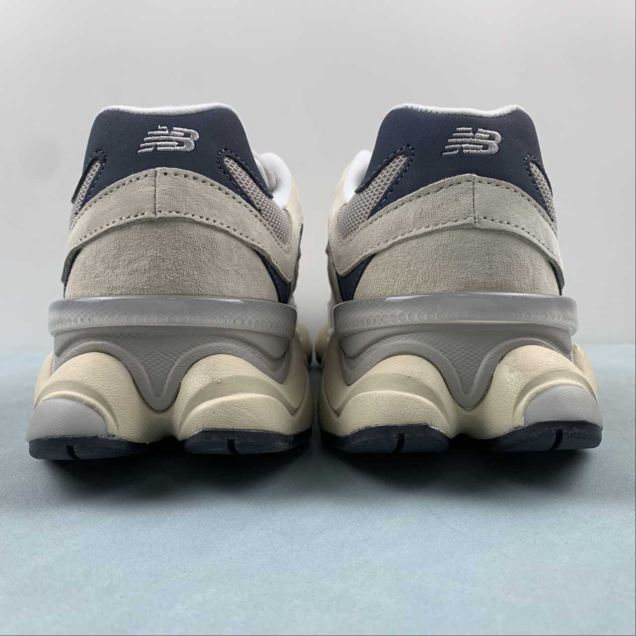 New Balance NB 9060 EEB Moonrock