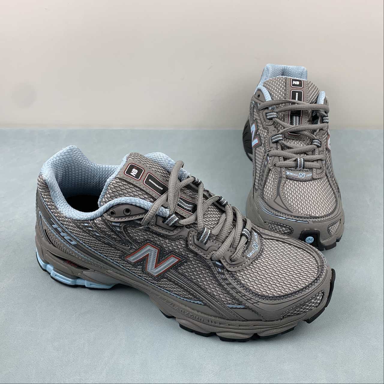 New Balance NB 740 GREY LIGHT BLUE