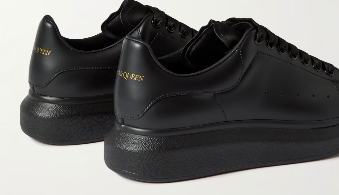 Alexander McQueen sneakers suola oversize total black