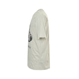 BALENCIAGA T-SHIRT BASKETBALL SNEAKER OVERSIZE DA UOMO BIANCO SPORCO