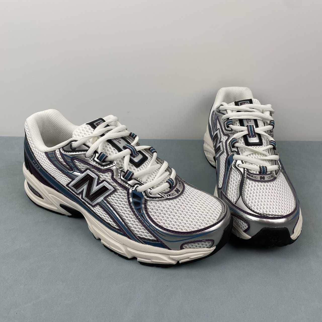 New Balance NB 740 Sea Salt Plum