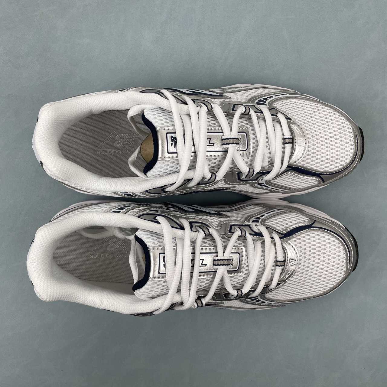 New Balance NB 740 White Silver Black