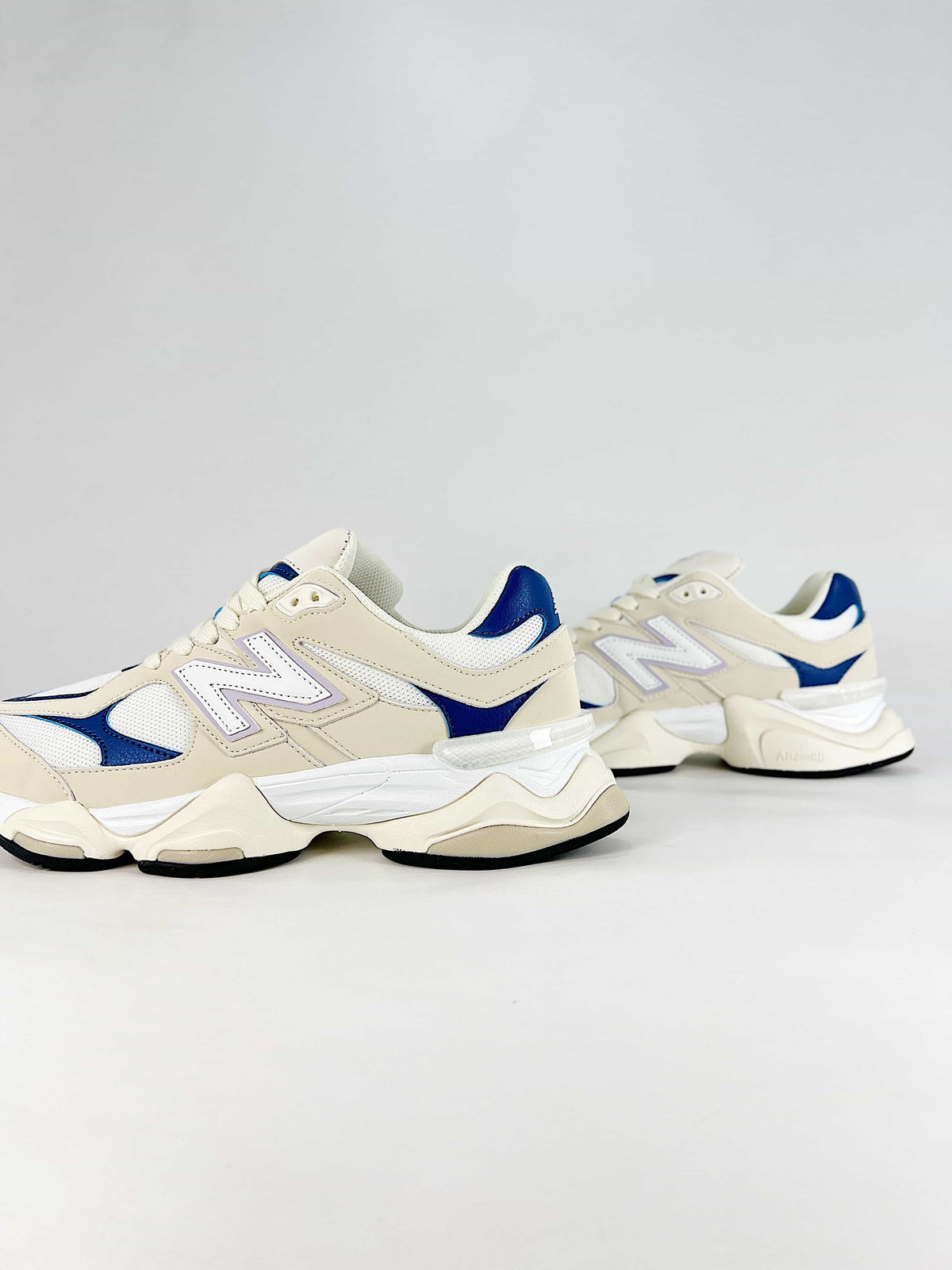 New Balance NB 9060 Sea Salt Magic Blue