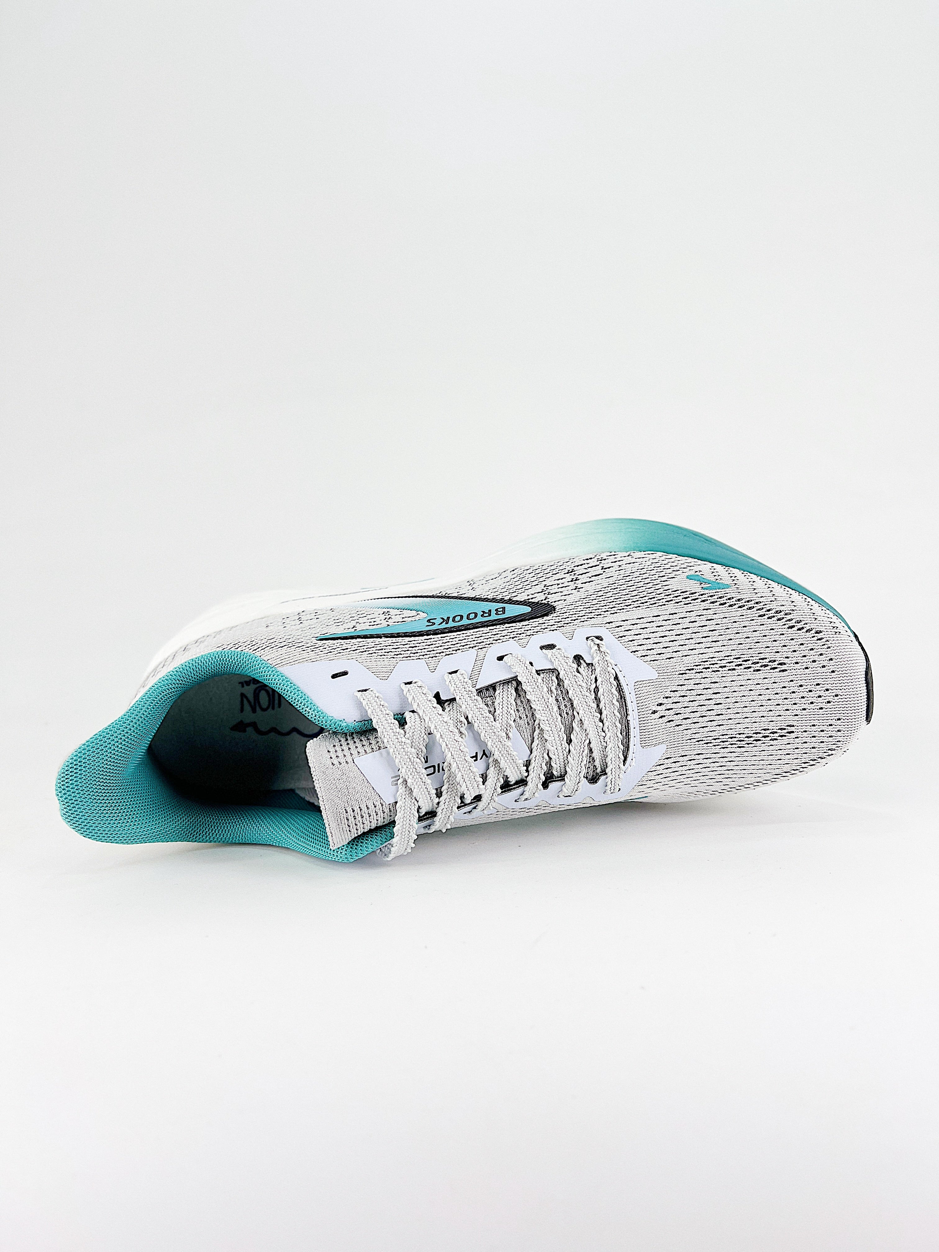 Brooks Hyperion Max 2 grigio-turchese