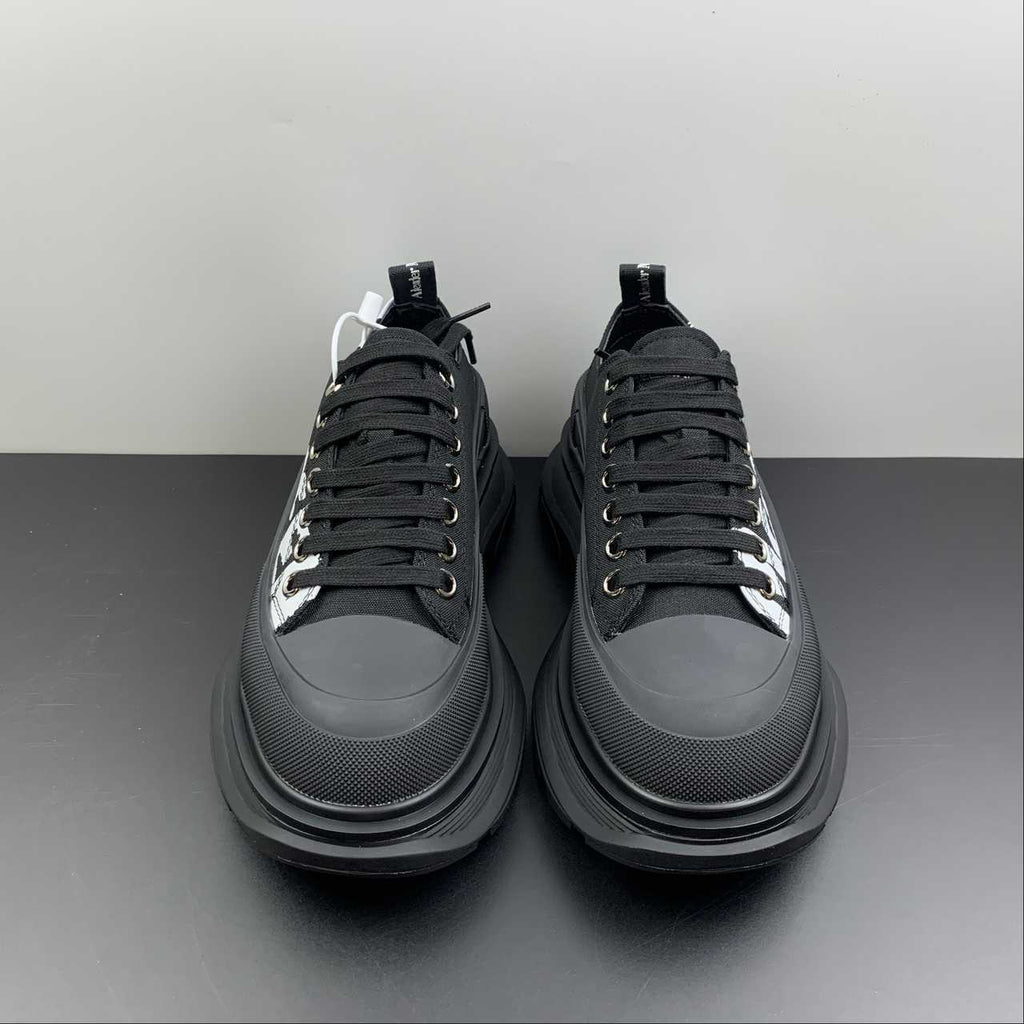 Alexander McQueen Tread Slick sneakers nera