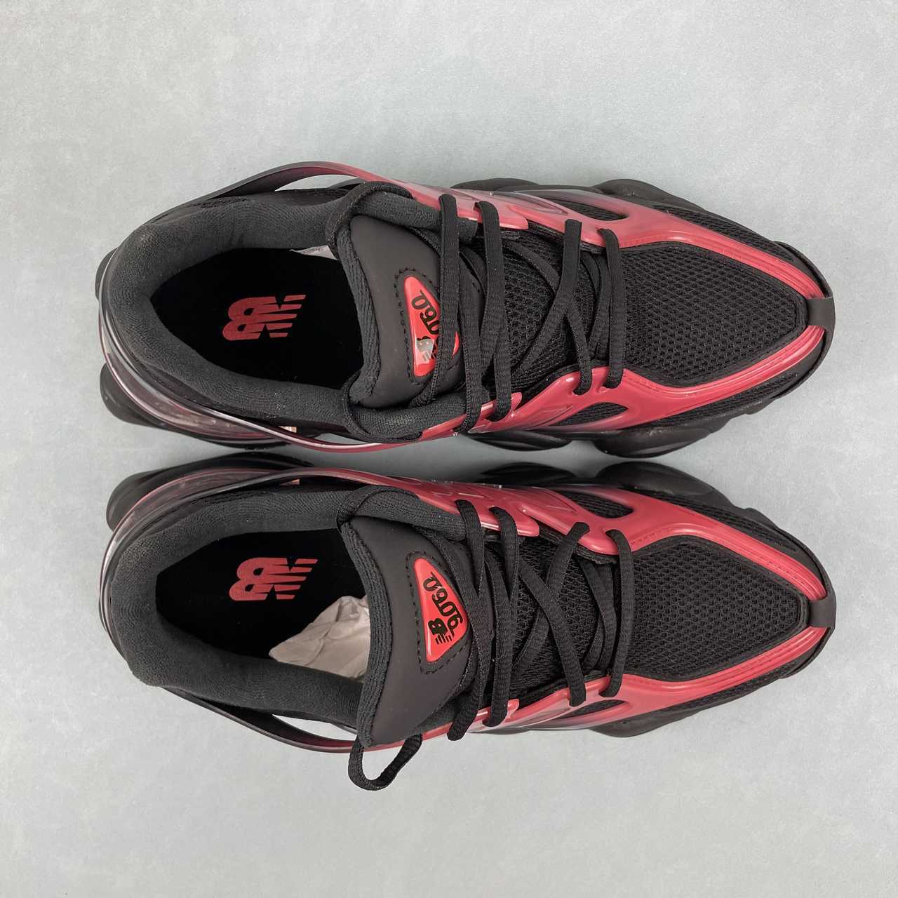 New Balance NB 9060 "Gradient Pack" Black Red