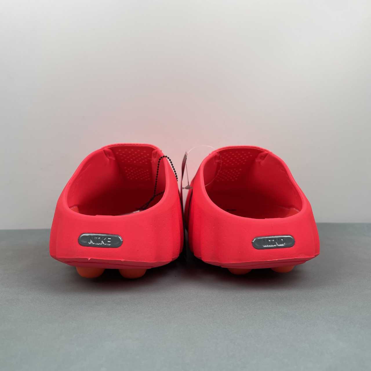 Nike Mind 001 LT Solar red Chrome. Scarpe recovery e relax