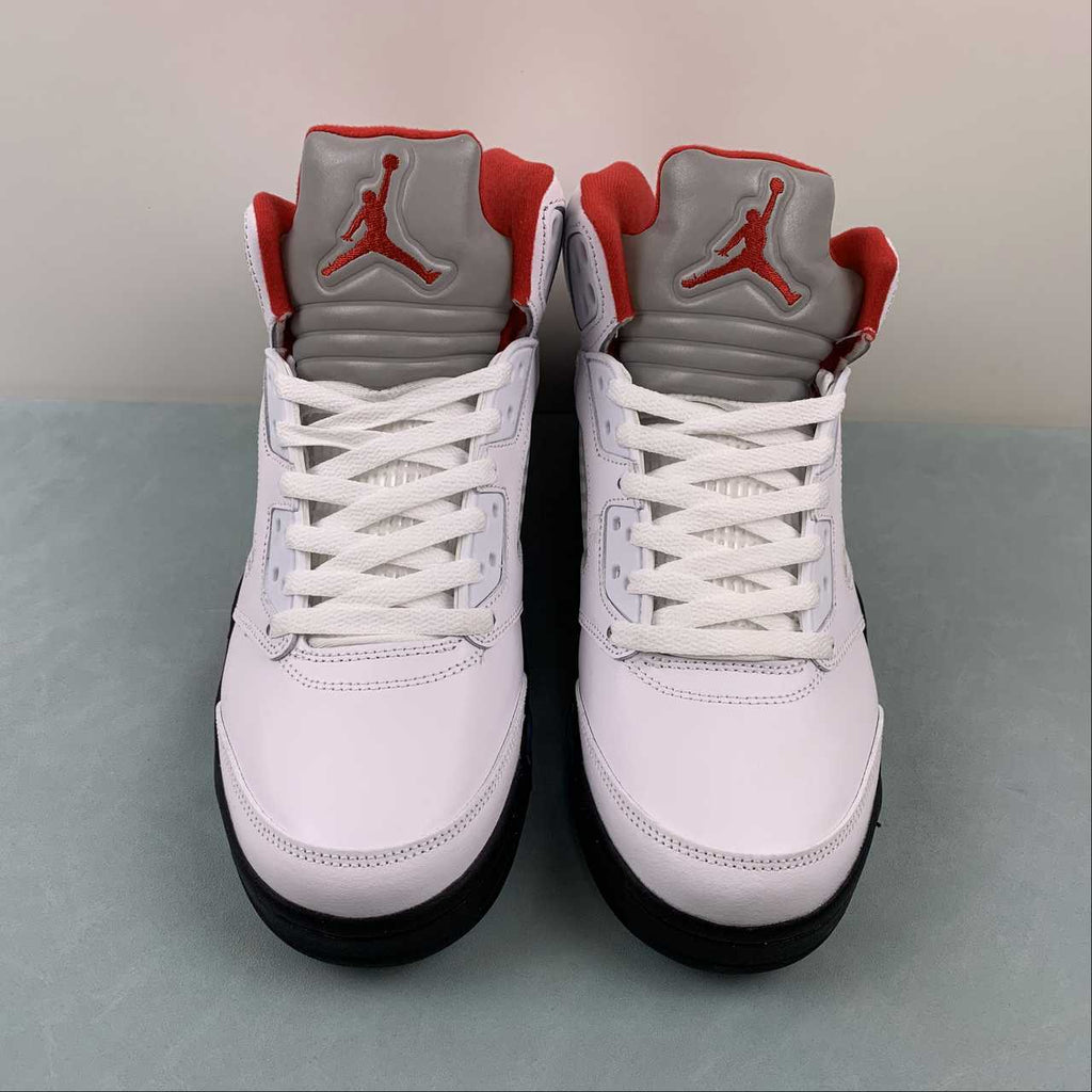 Nike Air Jordan 5 Retro Fire Red Silver Tongue - VIBES MILANO