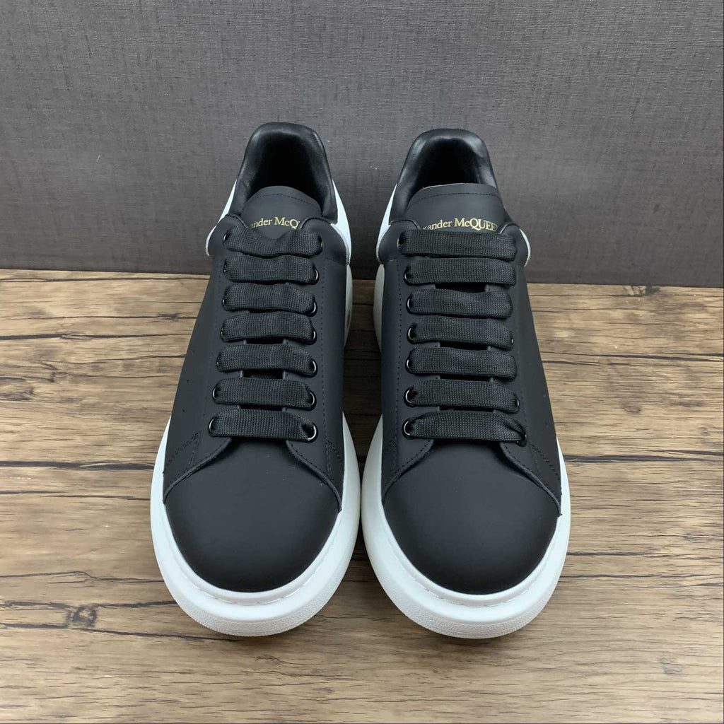 Alexander McQueen sneakers suola oversize Black/white