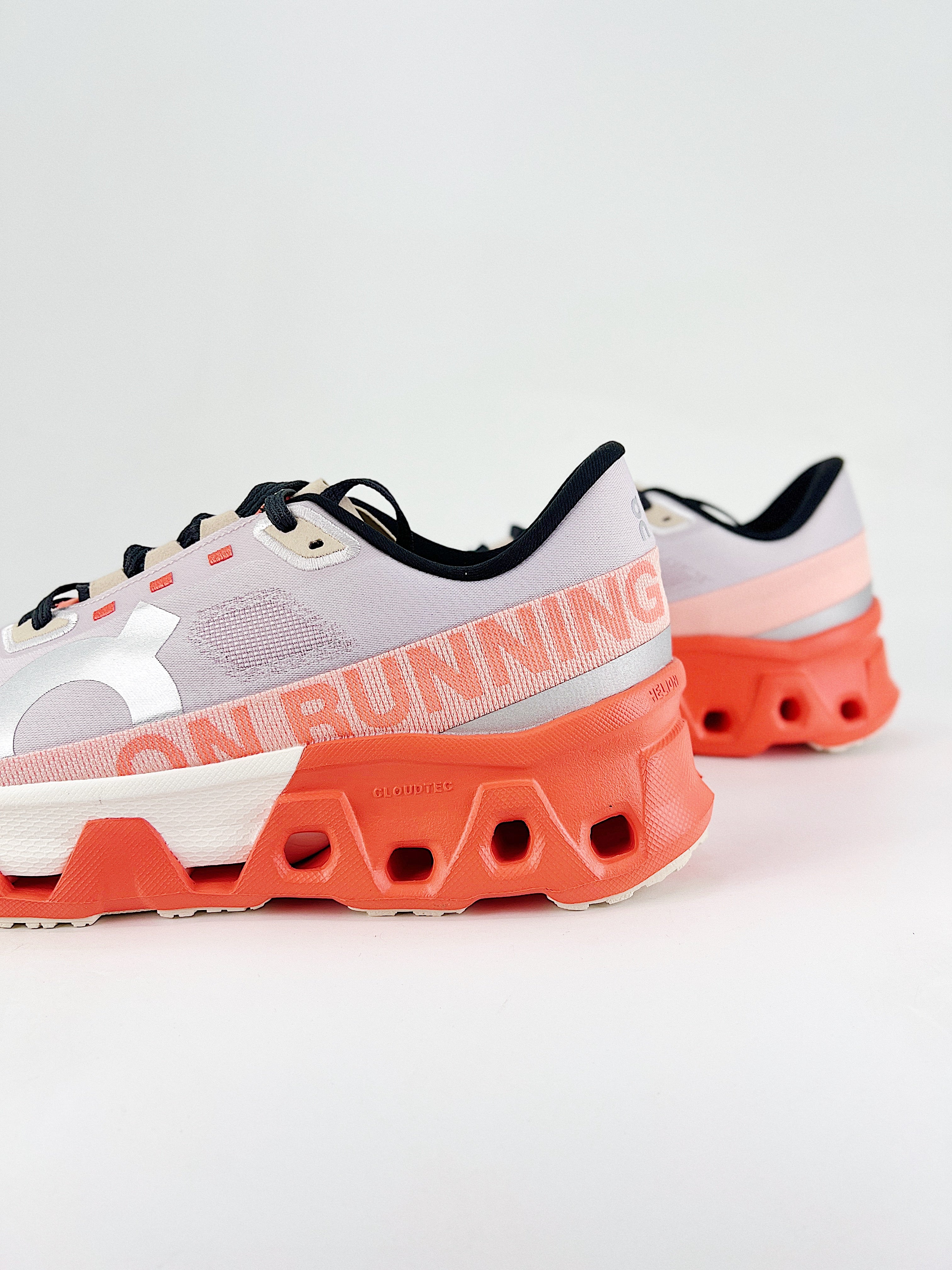 On Cloud Running Cloudmonster Hyper Mauve Flame