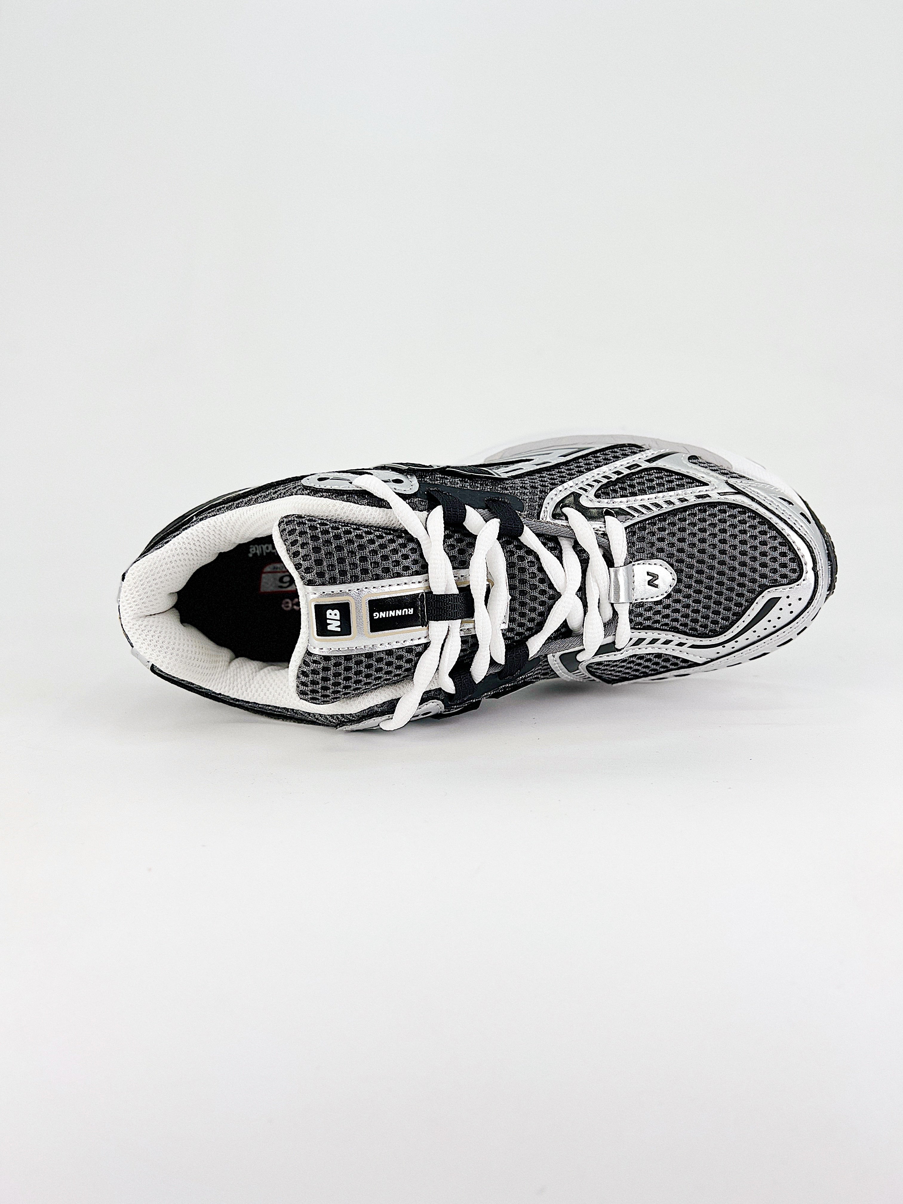 New Balance NB M1906R Silver Metallic Black