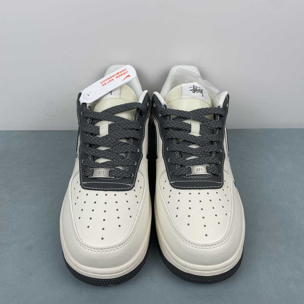 Nike Air Force 1 07 Low x Stussy white black