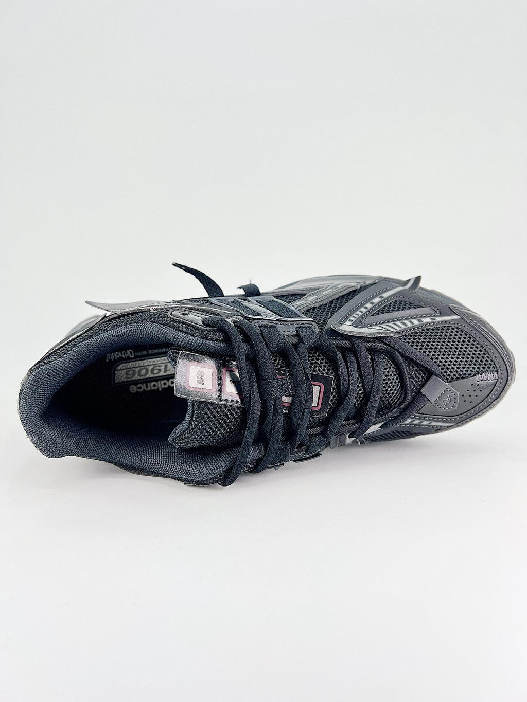 New Balance NB M1906R Refined Future Black