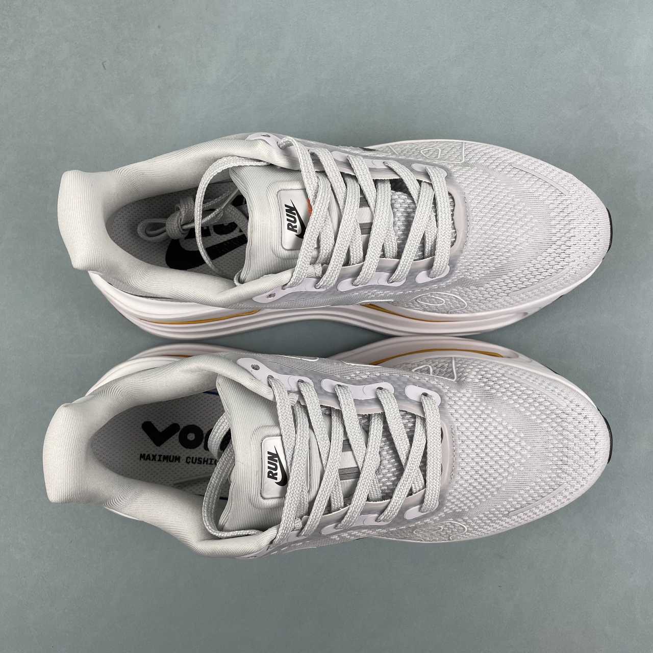 Nike Vomero Premium light grey white - VIBES MILANO
