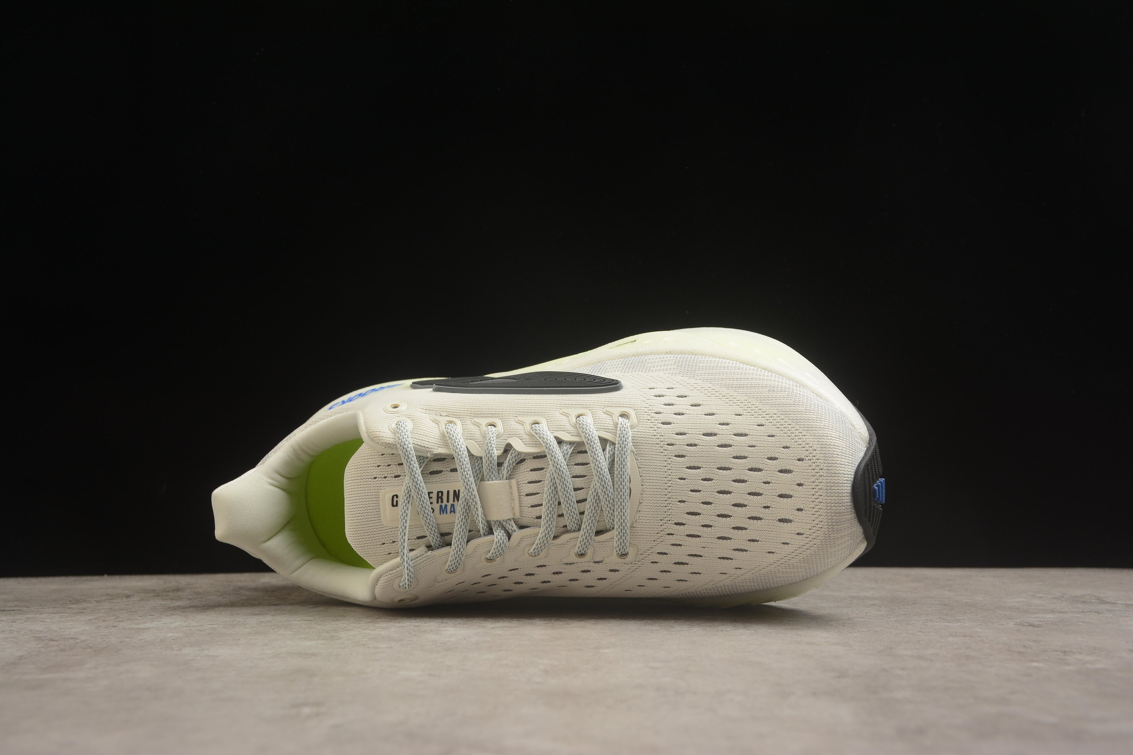 Brooks Glycerin Max ecrù verde