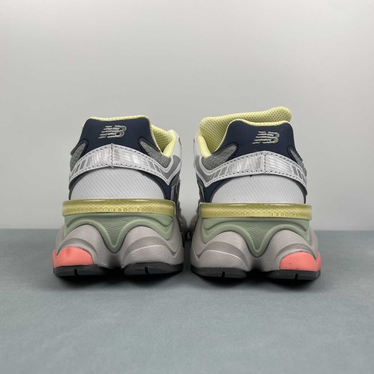 New Balance NB 9060 Light Grey Deep Ocean