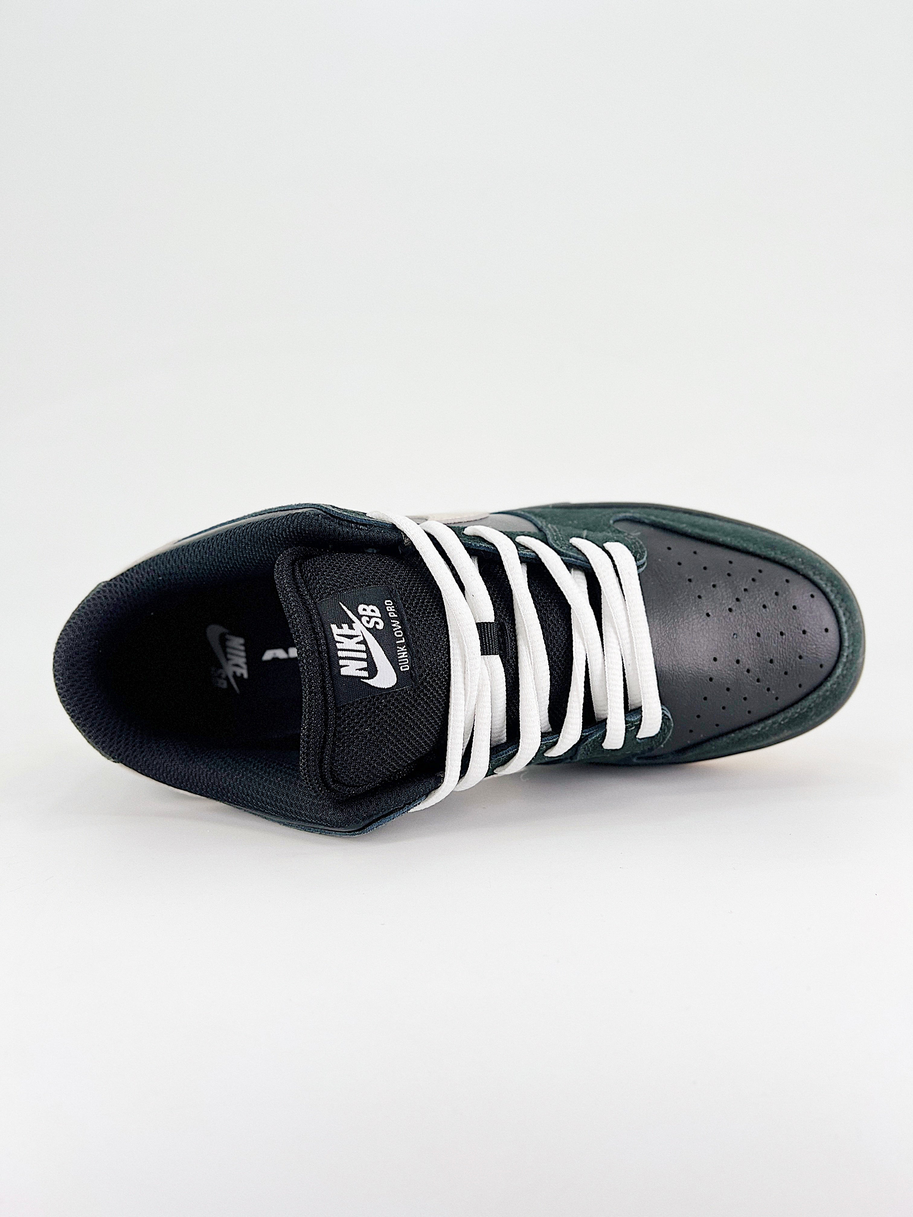Nike New Dunk SB Low nero