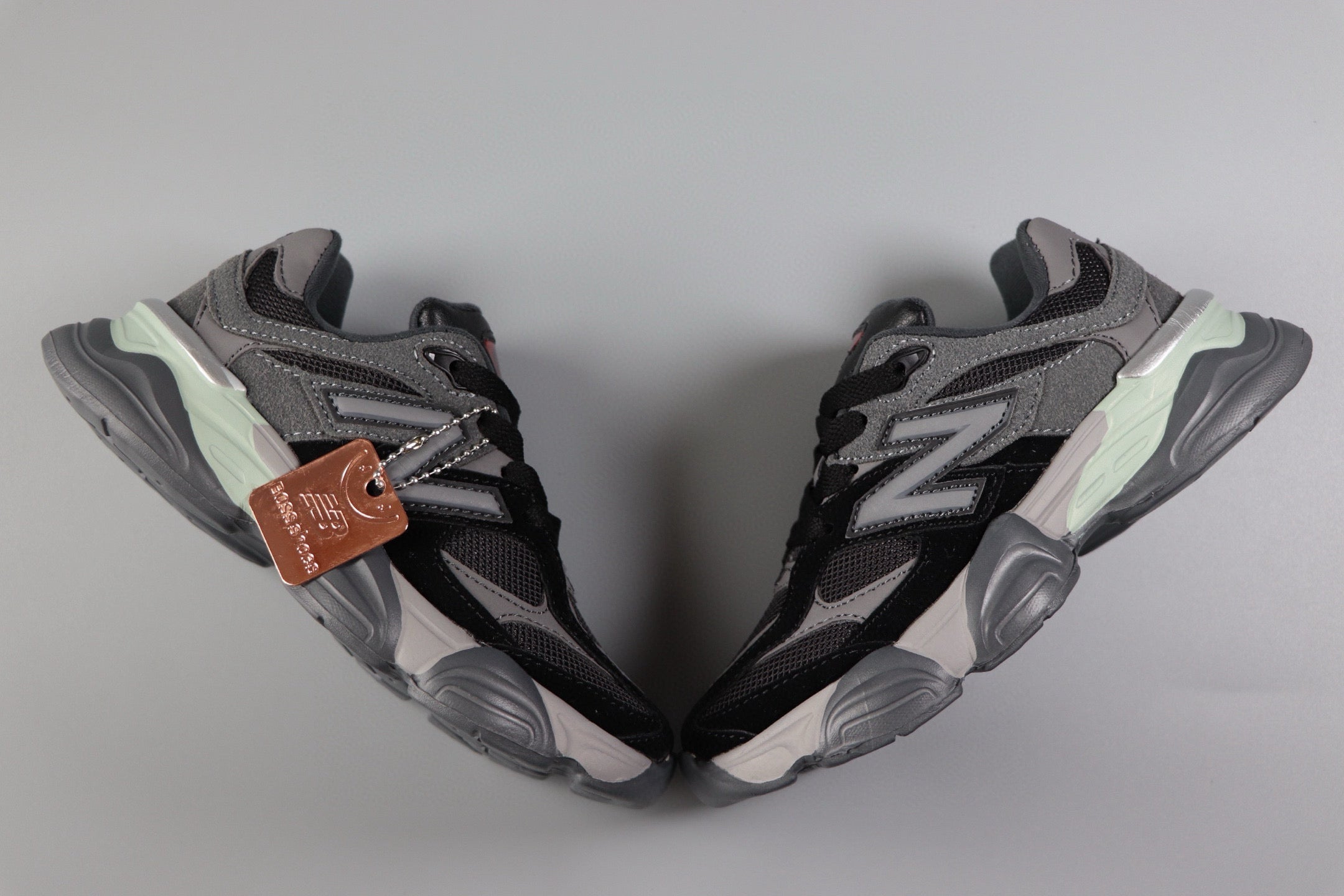 New Balance NB 9060 junior Black Grey