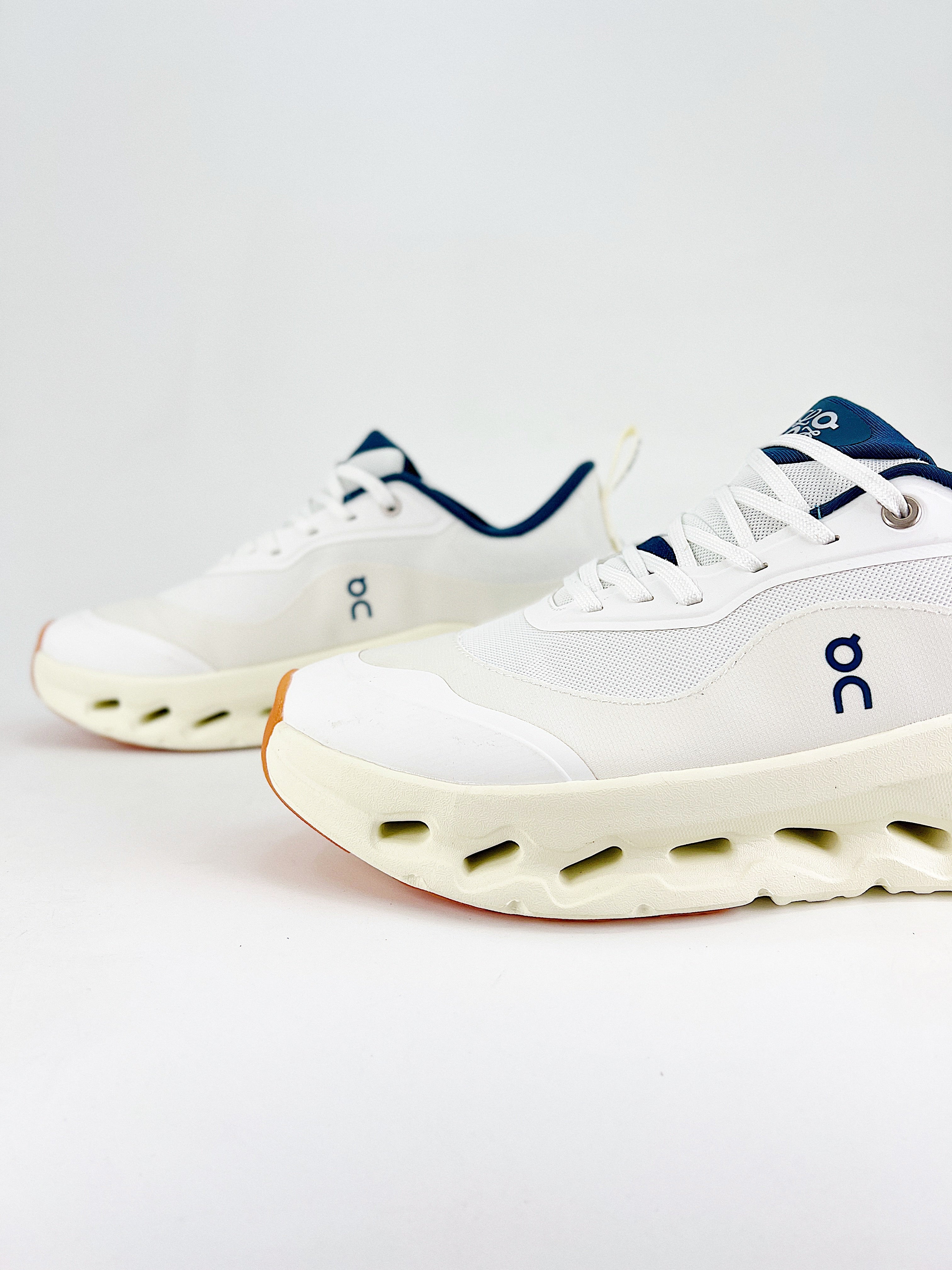 LOEWE × On Cloudtilt 2.0 "White/Navy"