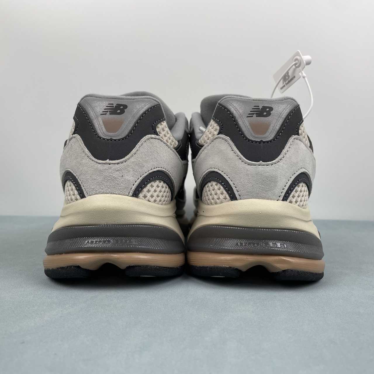 New Balance 2010 Grey Beige Black