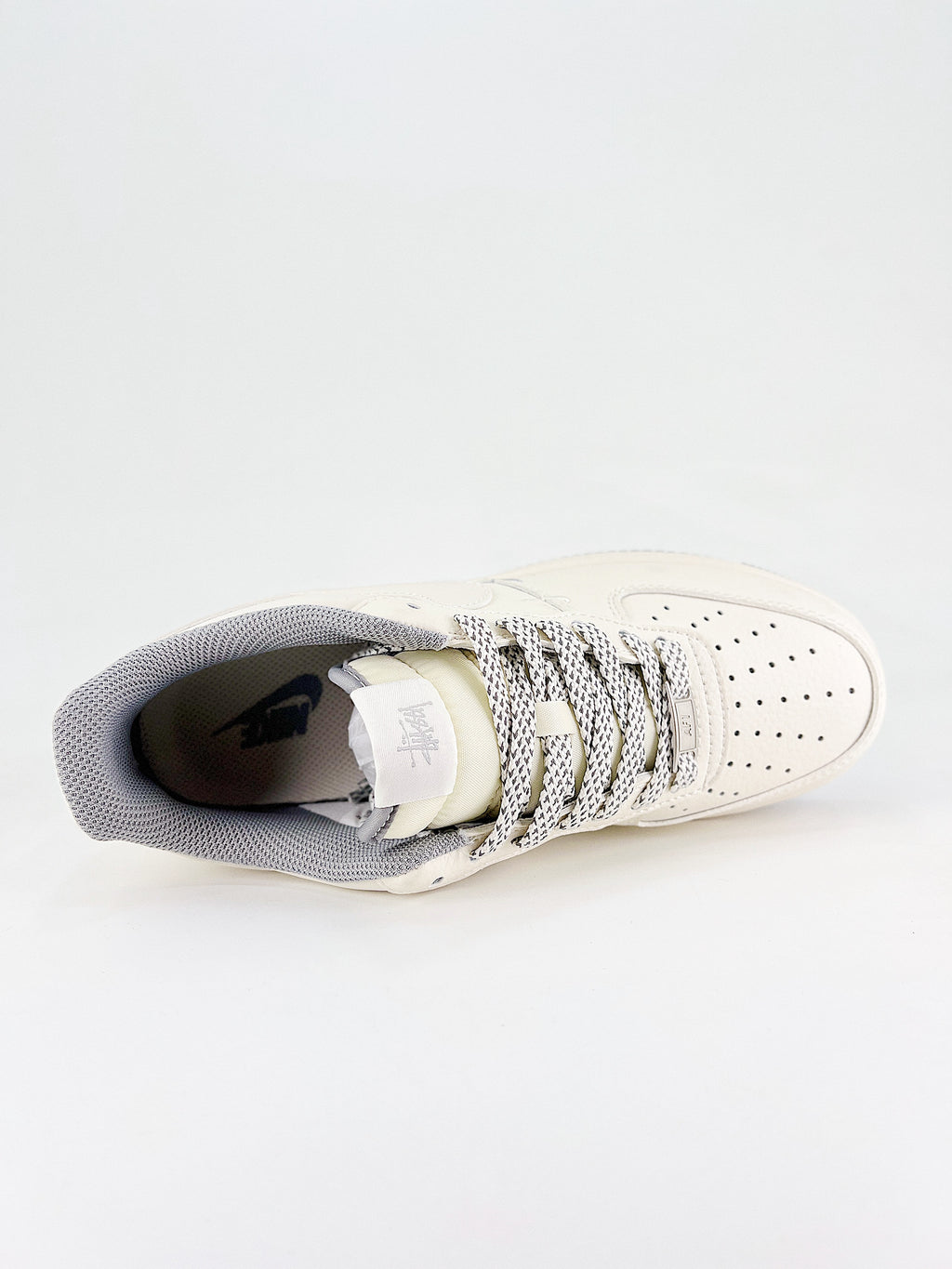 Nike Air Force 1 07 Low x Stussy white