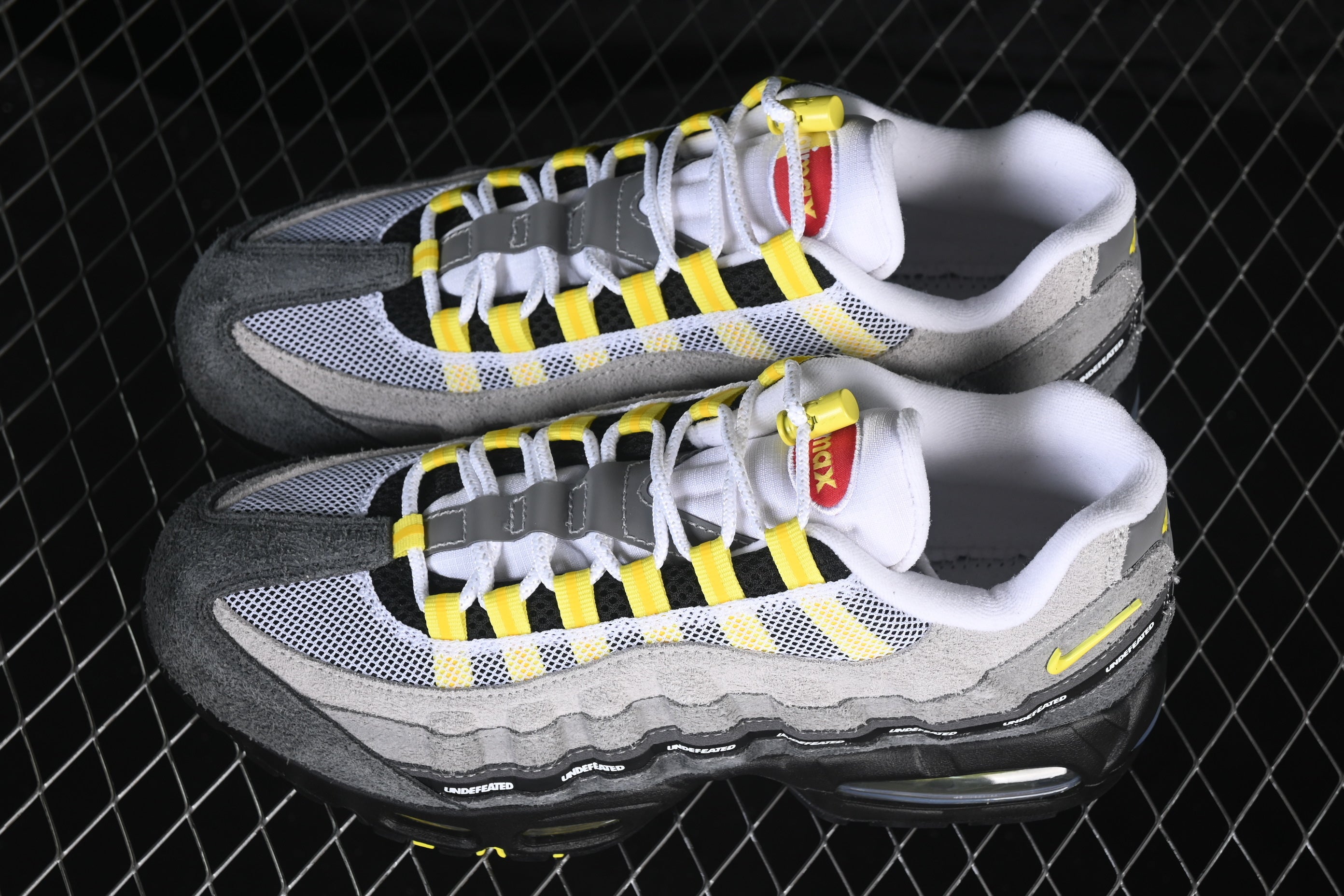 Nike Air Max 95 SP x Undefeated GEO Shangai