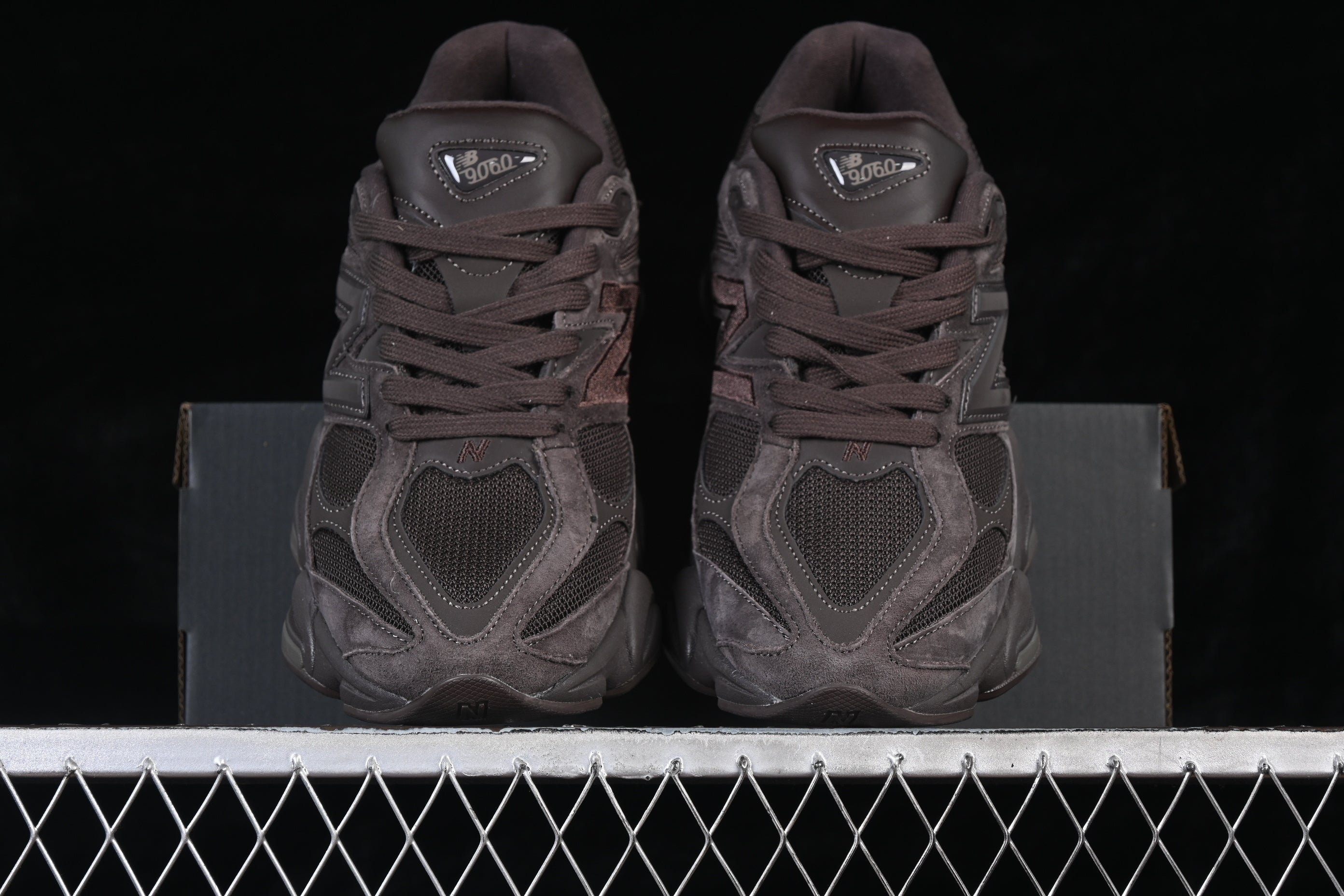 New Balance NB 9060 Chocolate