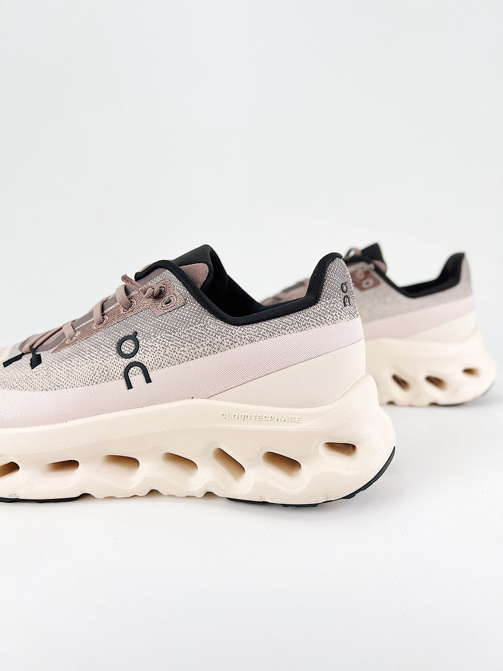 On Cloud Running Cloudtilt Cinder Sand