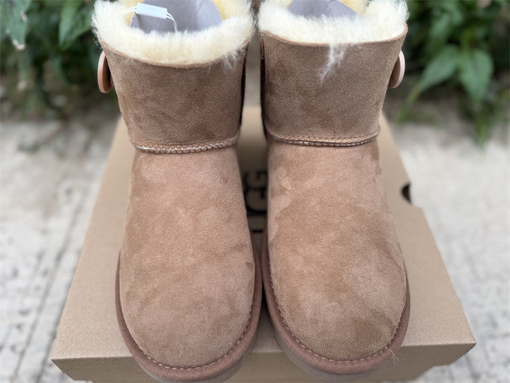 UGG Bailey Mini Bailey Button II Boot cuoio naturale