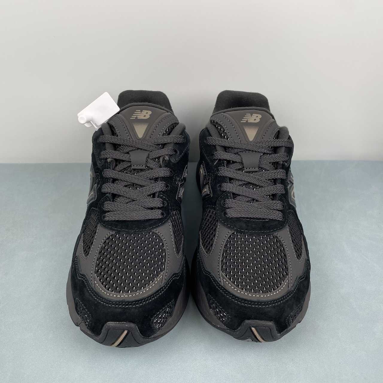 New Balance 2010 Black Cement