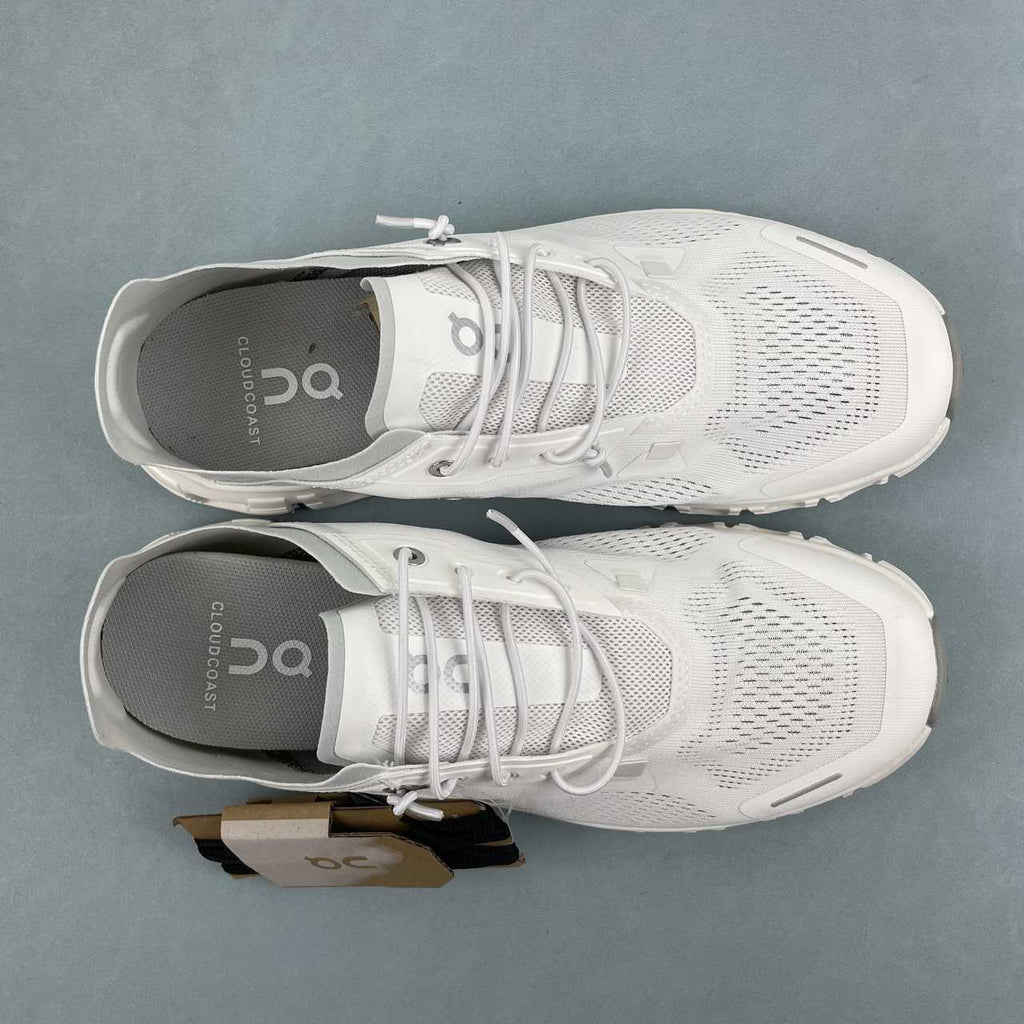 On Cloud 6 Coast sneakers da running e streetwear bianco - VIBES MILANO