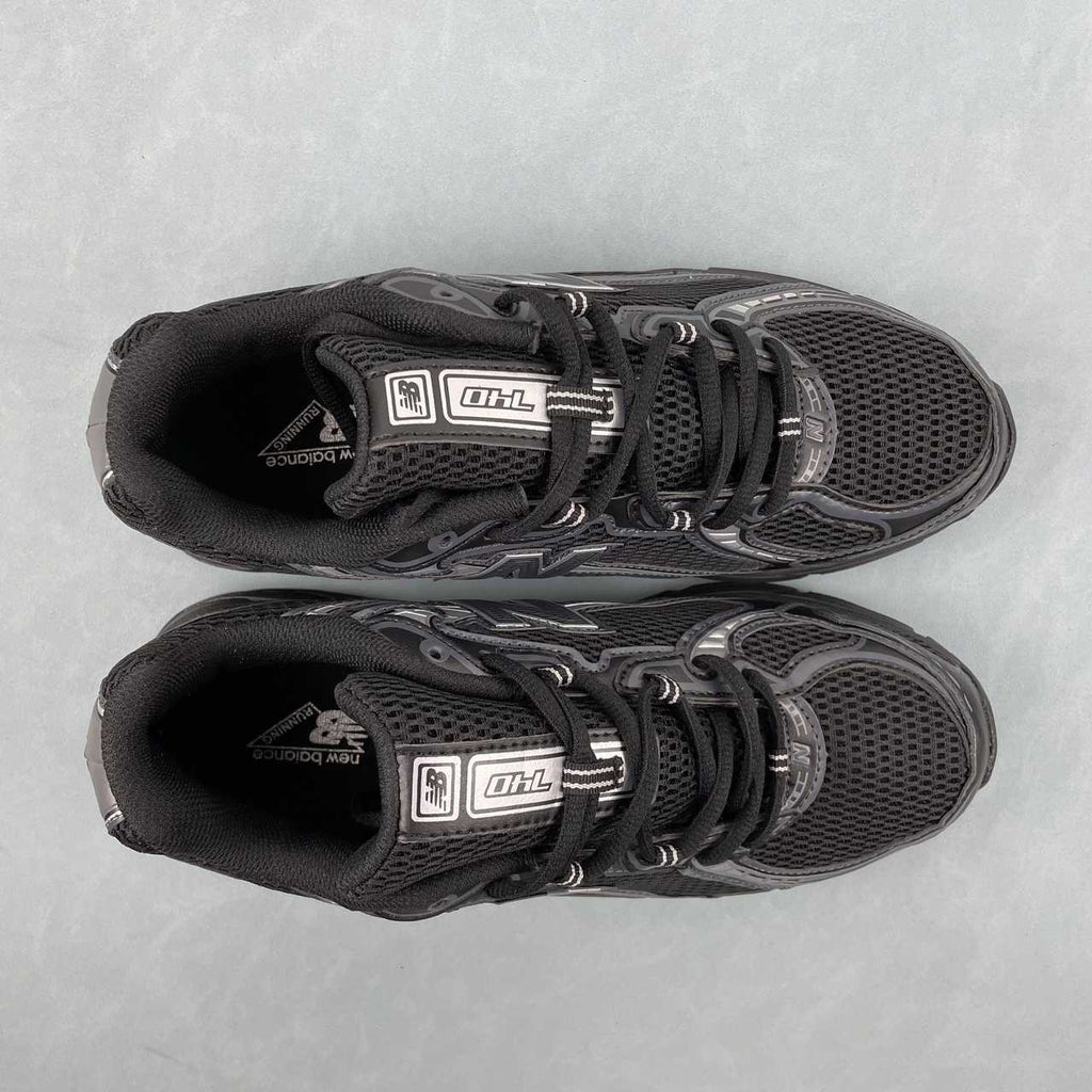 New Balance NB 740 Black Silver Metallic