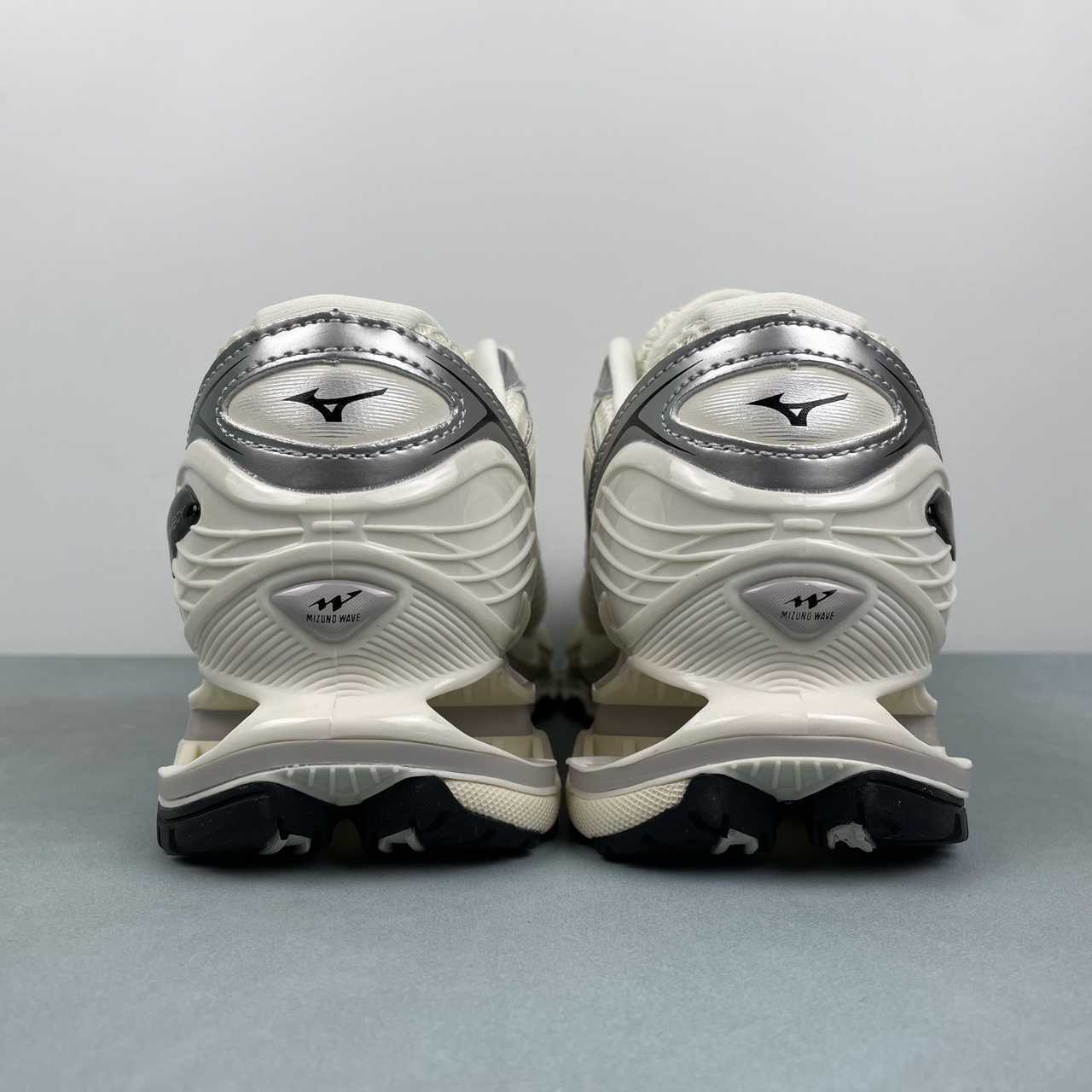 Mizuno Wave Prophecy sneakers bianco argento