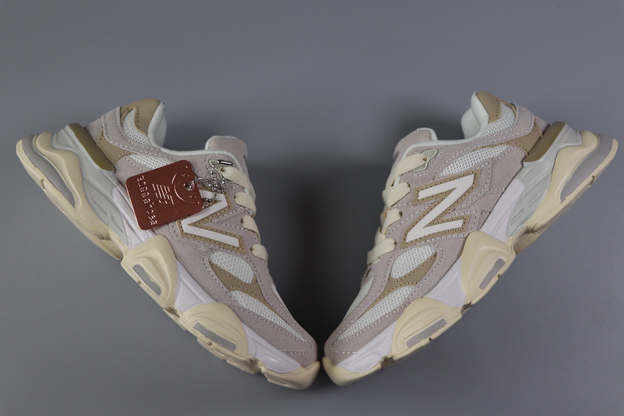 New Balance NB 9060 junior Cipria/Beige